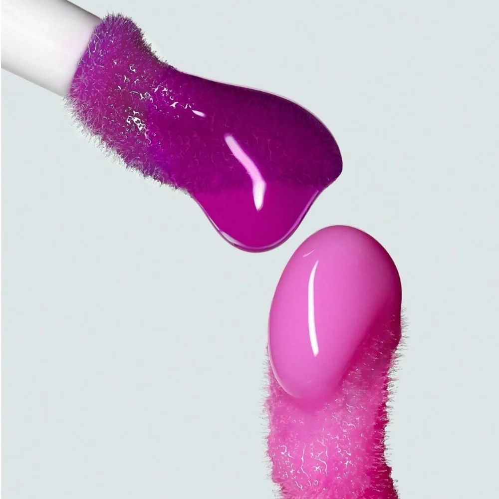 NIB r.e.m. beauty Essential Drip Glossy Balm - Cherry Cola
